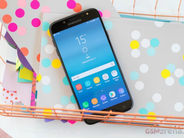 Dế sắp ra lò - Đánh giá Galaxy J7 Pro: Bản nâng cấp mạnh mẽ từ Galaxy J7 (2016)
