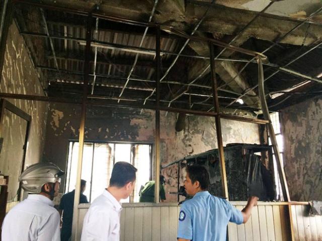 Tin tức trong ngày - Bà hỏa "thăm" trường học ở SG, phòng giáo án cháy rụi