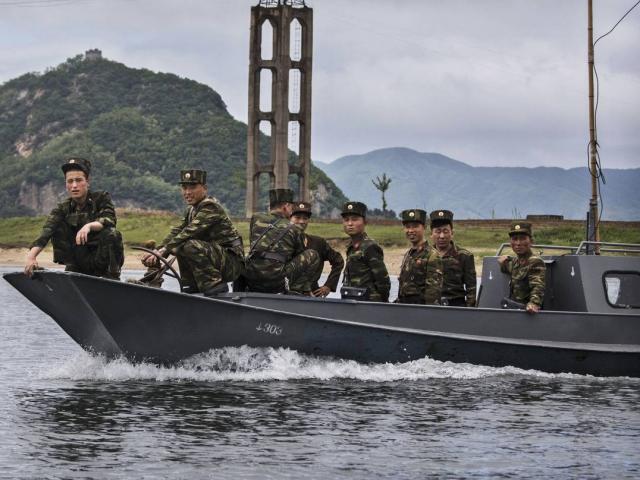 Thế giới - Trung Quốc tăng quân ở biên giới với Triều Tiên làm gì?