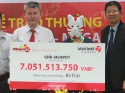 Tin tức trong ngày - Xổ số Vietlott: Nữ sinh đại học âm thầm nhận giải jackpot 14 tỉ