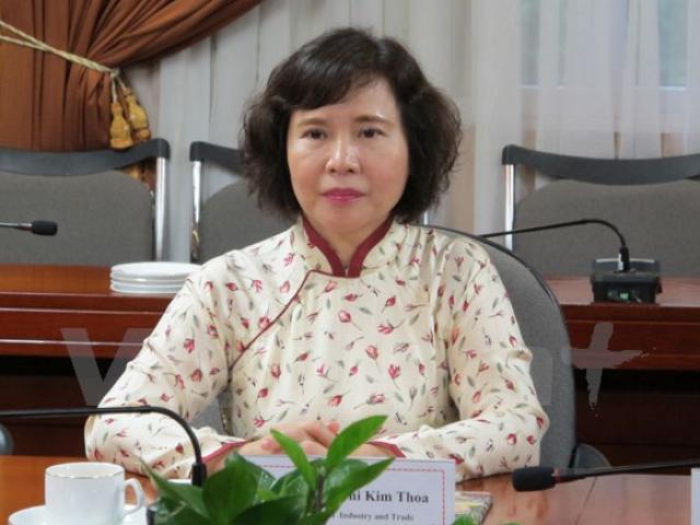Không phải bà Hồ Thị Kim Thoa xin thôi việc là "trốn" được kỷ luật