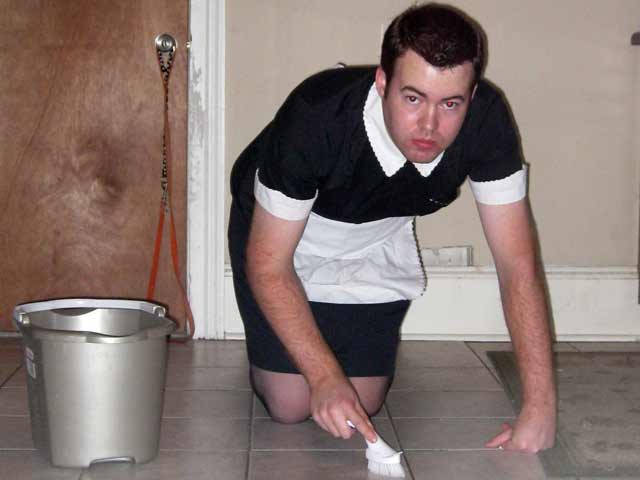 Truyện cười - Nhật ký phiêu lưu ký: Ngày thứ 4 của "vú em" bất đắc dĩ