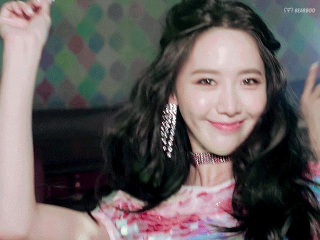 Nhóm nhạc quốc dân xứ Hàn SNSD tung MV kỷ niệm 10 năm
