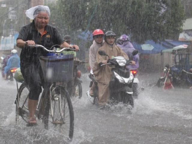 Tin bão mới nhất: Bão số 2 sang Lào, Bắc Bộ và Trung Bộ vẫn mưa to