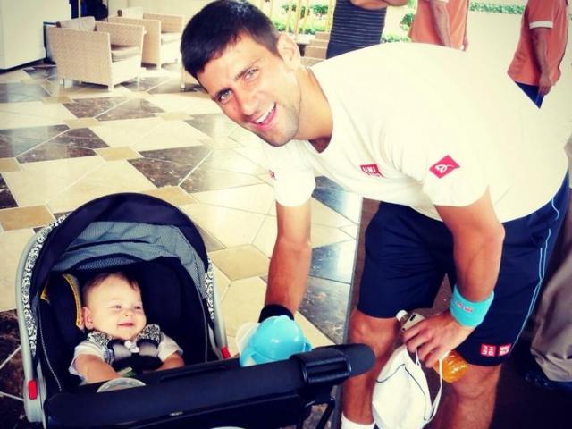 Tin thể thao HOT 5/8: “Djokovic nên yên phận ở nhà trông con”