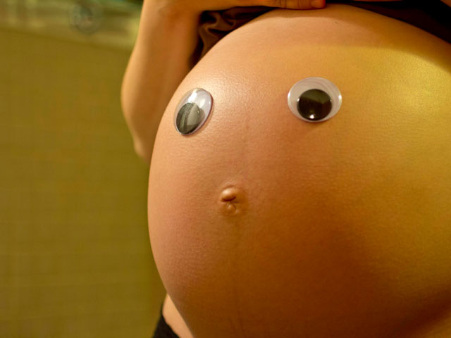 Truyện cười - Truyện cười: 9 tháng 10 ngày đóng thế cứu Sếp