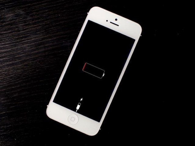 Công nghệ thông tin - 3 cách khắc phục lỗi iPhone bị sập nguồn khi còn pin