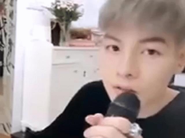 Đời sống Showbiz - Đức Phúc phẫu thuật thẩm mỹ khiến showbiz "náo loạn" HOT nhất tuần