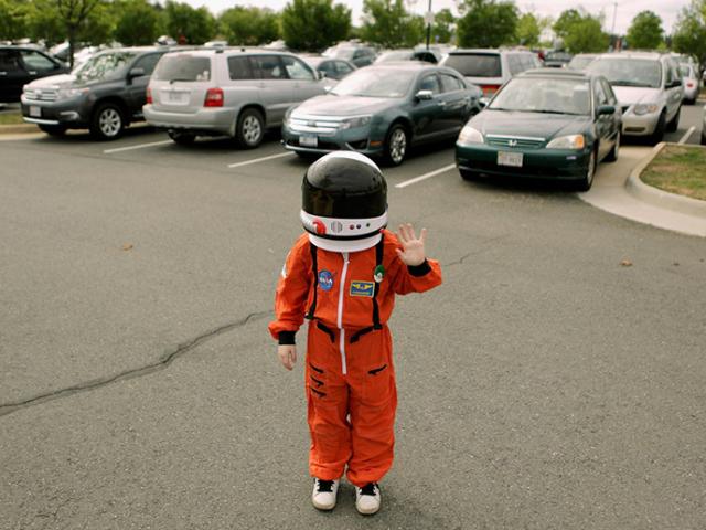 Tài chính - Bất động sản - Cậu bé 9 tuổi viết thư xin việc ở NASA và cái kết bất ngờ