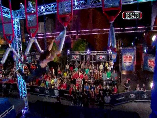 Thể thao - Sasuke Mỹ: "Tarzan" đẹp trai khỏe vô địch, triệu người phát cuồng