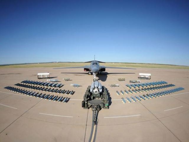 Thế giới - Mỹ có kế hoạch dùng máy bay chở nhiều bom nhất đánh Triều Tiên?