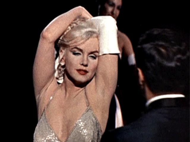 Phim - Đêm cuối của "quả bom sex" Marilyn Monroe bên ông trùm sừng sỏ nhất nước Mỹ