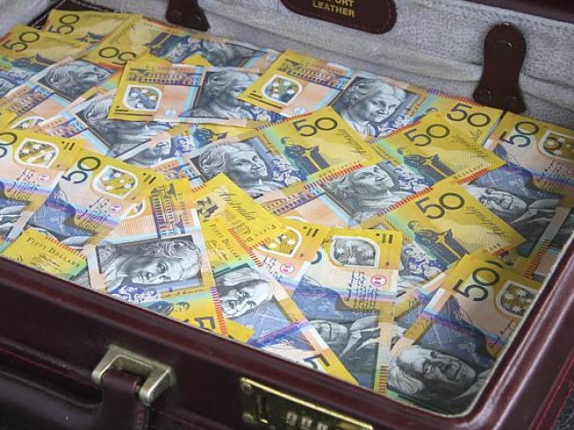 Phi thường - kỳ quặc - Rơi hàng nghìn đô la ở bảo tàng, không buồn quay lại tìm