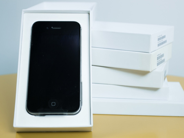 Thời trang Hi-tech - Bối rối giữa “rừng" iPhone giá rẻ