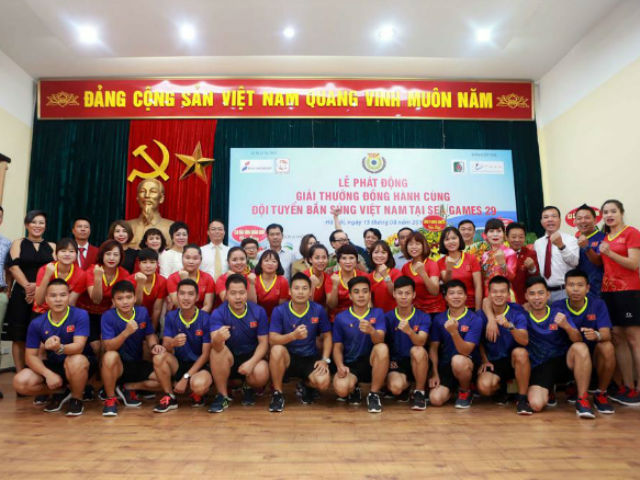 SEA Games 29: Hoàng Xuân Vinh và đồng đội được "tiêm doping"