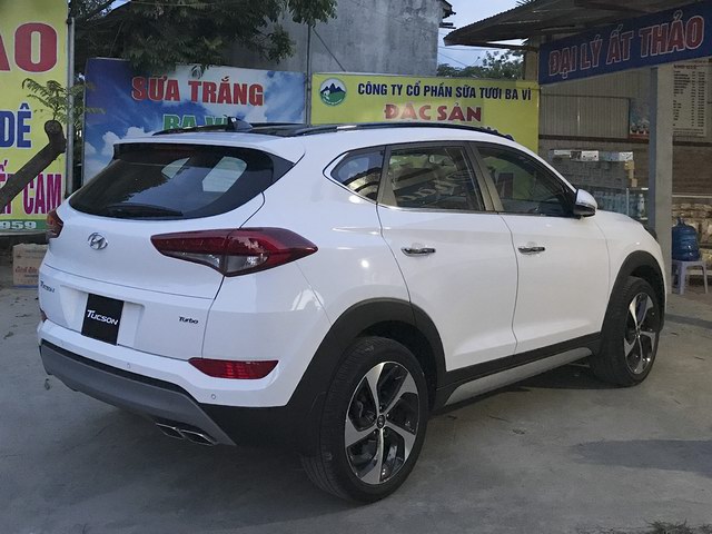 Tư vấn - Bắt gặp Hyundai Tucson máy dầu 1.6L và 2.0L tại Việt Nam