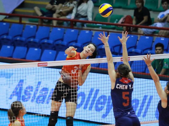 Thể thao - Bóng chuyền: Chân dài Thanh Thúy "hỏa lực" ghi điểm vô địch châu Á