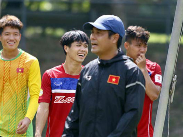 Bóng đá - U22 Việt Nam "méo mặt" vì chủ nhà, mưa trắng trời tập dưới hầm