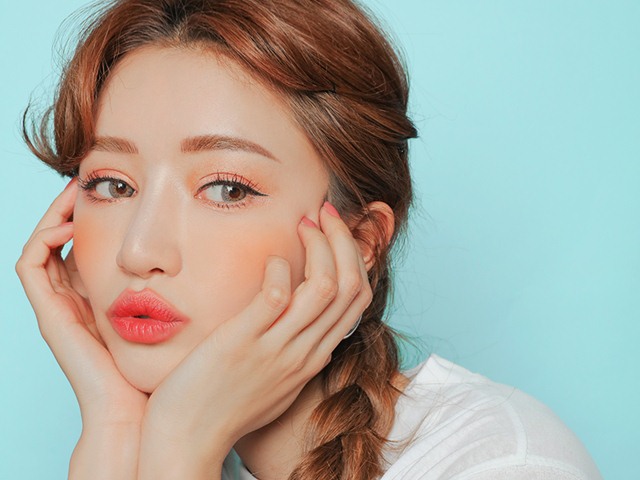 Bí quyết làm đẹp - Má đỏ hây hây thế nào để không ai chê "cưa sừng làm nghé"?