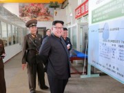 Thế giới - Bức ảnh chụp Kim Jong-un vô tình hé lộ tên lửa cực mạnh