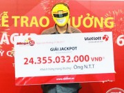 Tin tức trong ngày - Nóng 24h qua: Bất ngờ lý do người trúng jackpot khủng đi nhận giải 1 mình