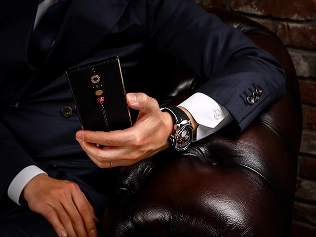 Dế sắp ra lò - Ngắm chiếc smartphone làm từ vật liệu "tốt nhất chưa từng có"