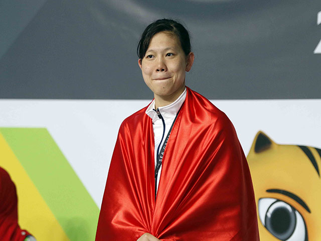 Thể thao - Ánh Viên 7 HCV SEA Games hành động lạ khiến phóng viên phì cười