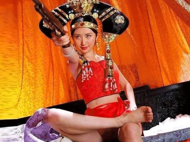 Phim - Những búi tóc khổng lồ bị chê tơi tả của mỹ nhân Hoa