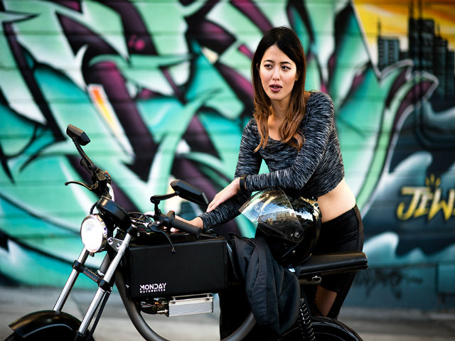 Thế giới xe - M1 Crossover giá 102 triệu đồng: Xe đạp điện cho nhà giàu