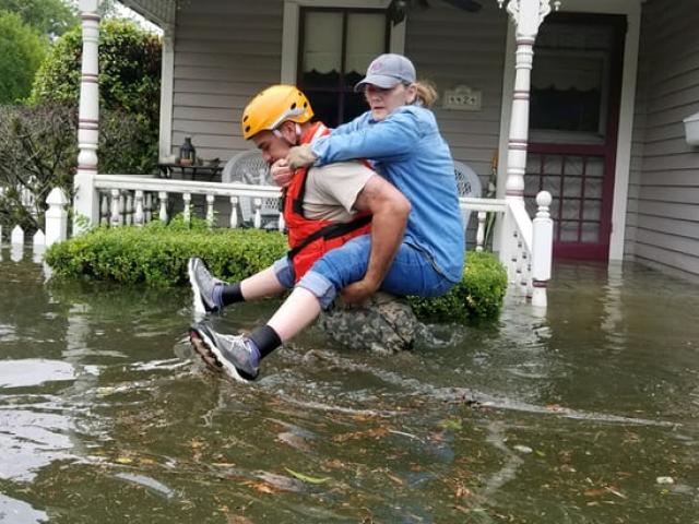 Thế giới - Ảnh: Siêu bão Harvey tàn phá Mỹ với sức mạnh chưa từng thấy