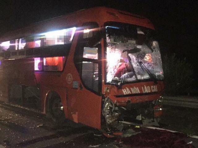 Tin tức trong ngày - 3 xe khách tông nhau kinh hoàng trên cao tốc,11 người bị thương