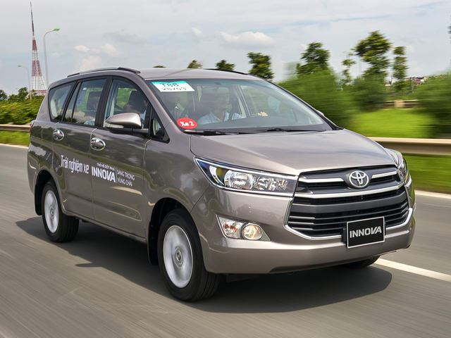 Tin tức ô tô - 2 tháng liên tiếp, chi phí mua Toyota Vios và Innova giảm mạnh