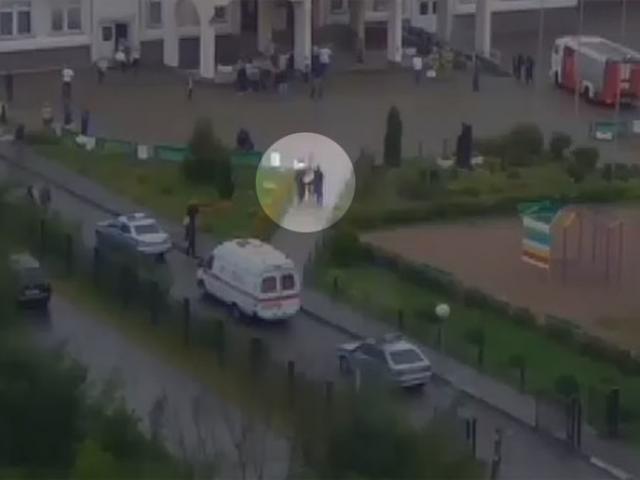 Thế giới - Nga: Học sinh vác dao tấn công giáo viên rồi xả súng loạn trường