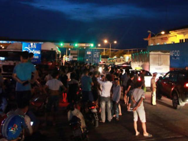 Tin tức trong ngày - Kể tội BOT: Tay mơ "bắt giặc", trây trét thu tiền