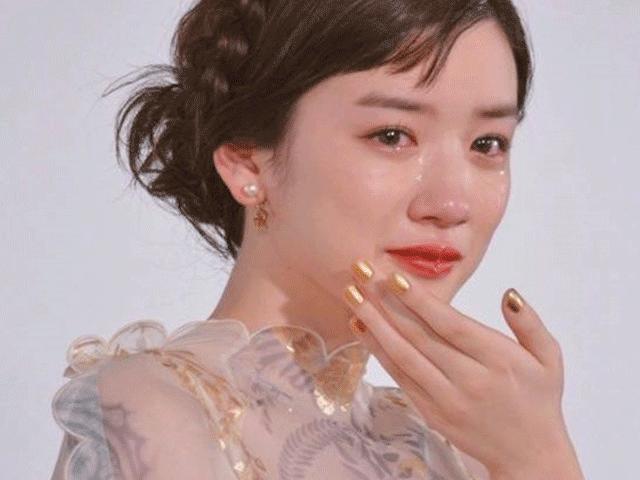 Phim - Ngọc nữ 17 tuổi Nhật Bản nổi tiếng nhờ khóc đẹp