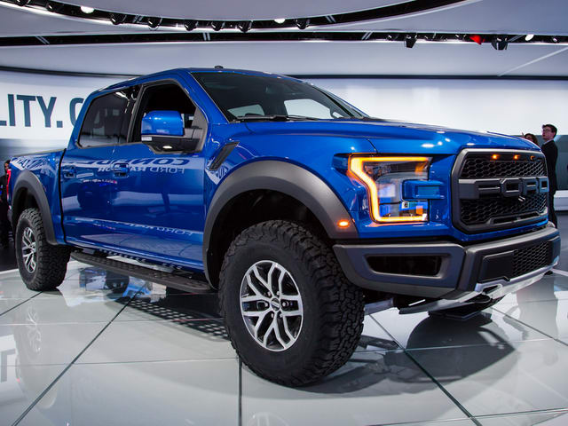 Tin tức ô tô - "Siêu bán tải" Ford F-150 Raptor 2017 thứ 5 cập bến Việt Nam