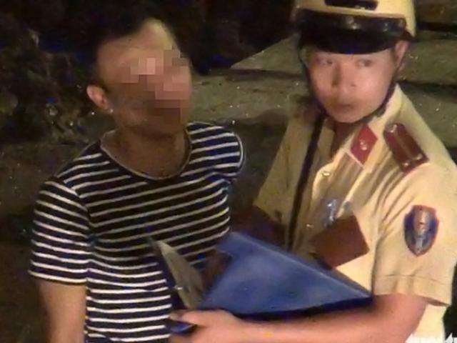 Tin tức trong ngày - 3 CSGT đội Tân Sơn Nhất “làm tiền” bị tạm đình chỉ