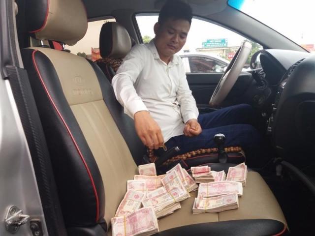 Tin tức trong ngày - Tài xế trả tiền lẻ bị công an triệu tập nói gì?