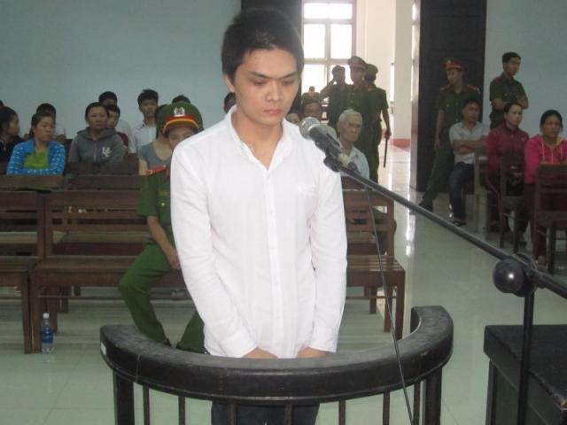 Pháp luật - Bị đâm tử vong vì đòi tiếp viên mà không chịu "bo"