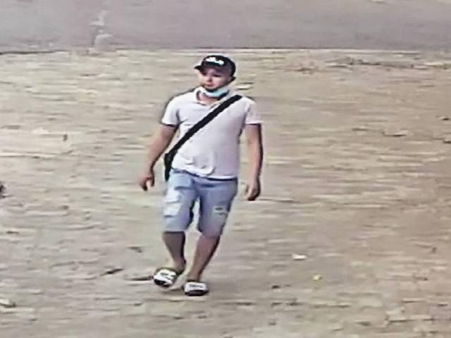 Pháp luật - Lộ diện nghi can kề dao vào cổ, cướp xe máy của sinh viên ở SG