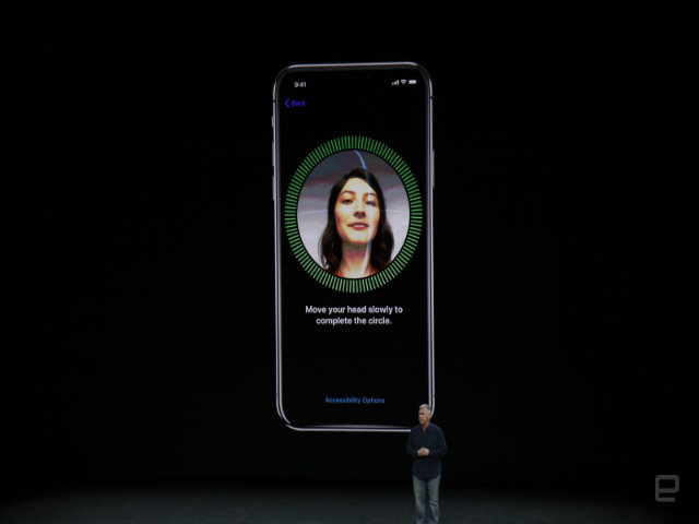 Dế sắp ra lò - Face ID của iPhone X thông minh, tinh vi cỡ nào?