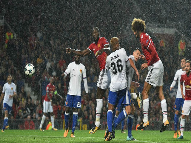 Bóng đá - MU đại thắng Basel: Song tấu "thiết đầu công", nổ tung Old Trafford