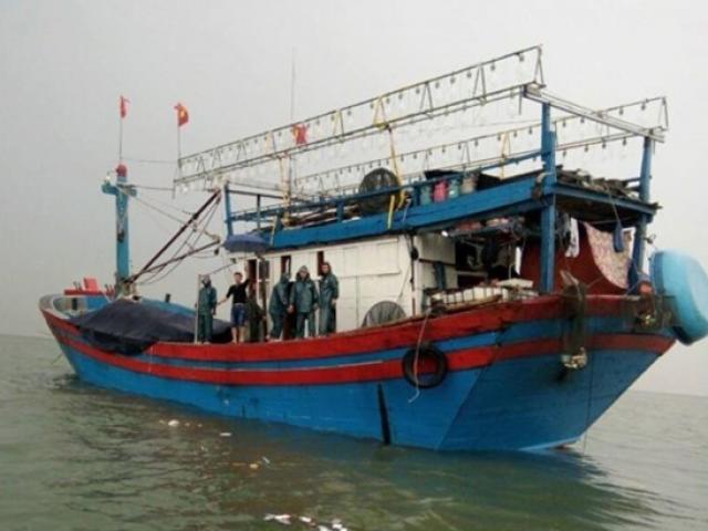 Tin tức trong ngày - Đánh cố mẻ cá cuối để tránh bão, một ngư dân thiệt mạng