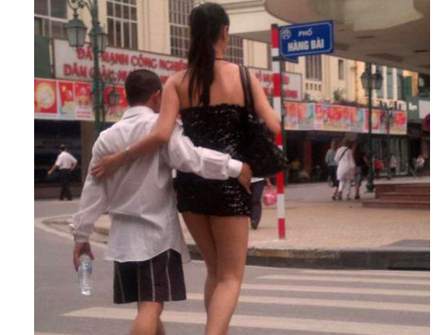 Bạn trẻ - Cuộc sống - Mẫu đàn ông lý tưởng của phụ nữ là những anh chàng lùn?