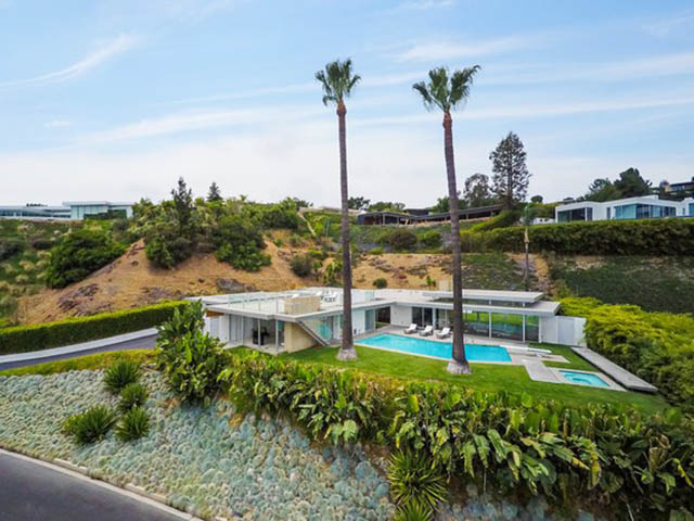 Tài chính - Bất động sản - Chiêm ngưỡng dinh thự khủng của tỷ phú "lập dị" Howard Hughes