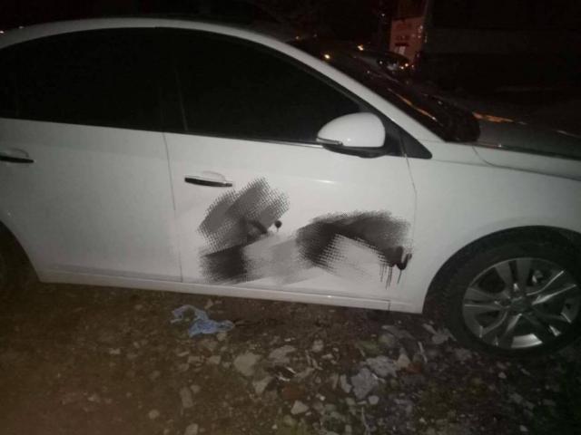 Tin tức trong ngày - Hàng loạt xe ô tô bị xịt sơn đen trong đêm ở Quảng Ninh