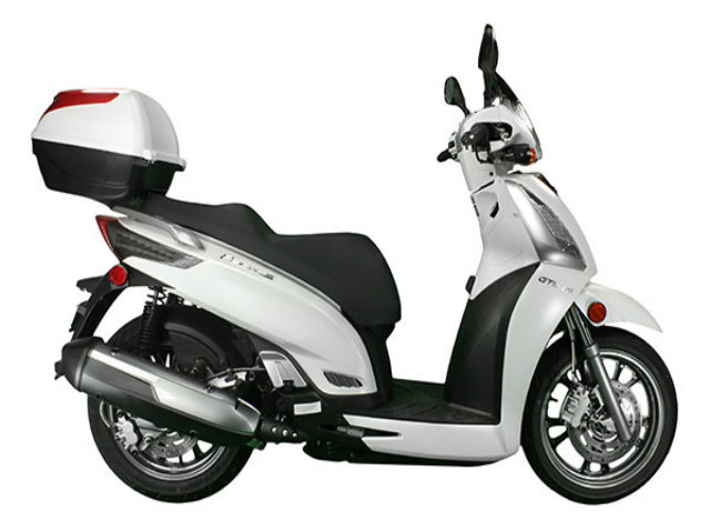Thế giới xe - 2017 Kymco People GT 300i "dám" đấu cả Honda SH300i
