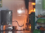 Tin tức trong ngày - Cháy trường mầm non, hàng trăm học sinh di tản