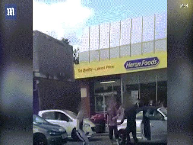 Phi thường - kỳ quặc - Cái kết của hai thanh niên chọn nhầm người để gây sự