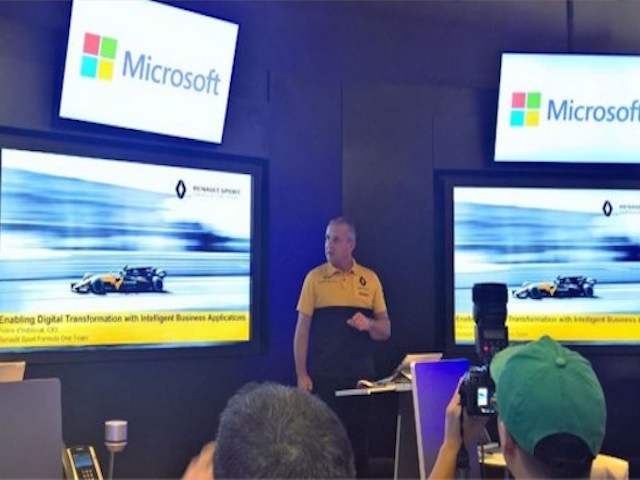 Công nghệ thông tin - Ứng dụng công nghệ "thay đổi hoặc chết"